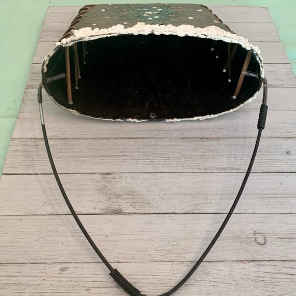 Vintage Rustic Christmas Metal Wall Door Hanging Basket XMAS Tree Snow Leather - Picture 10 of 16